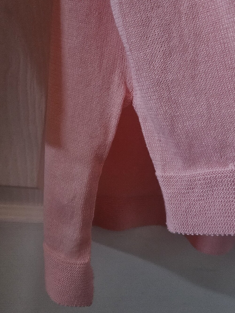 Miss Look High-Low Sweater - Picture 4 of 6